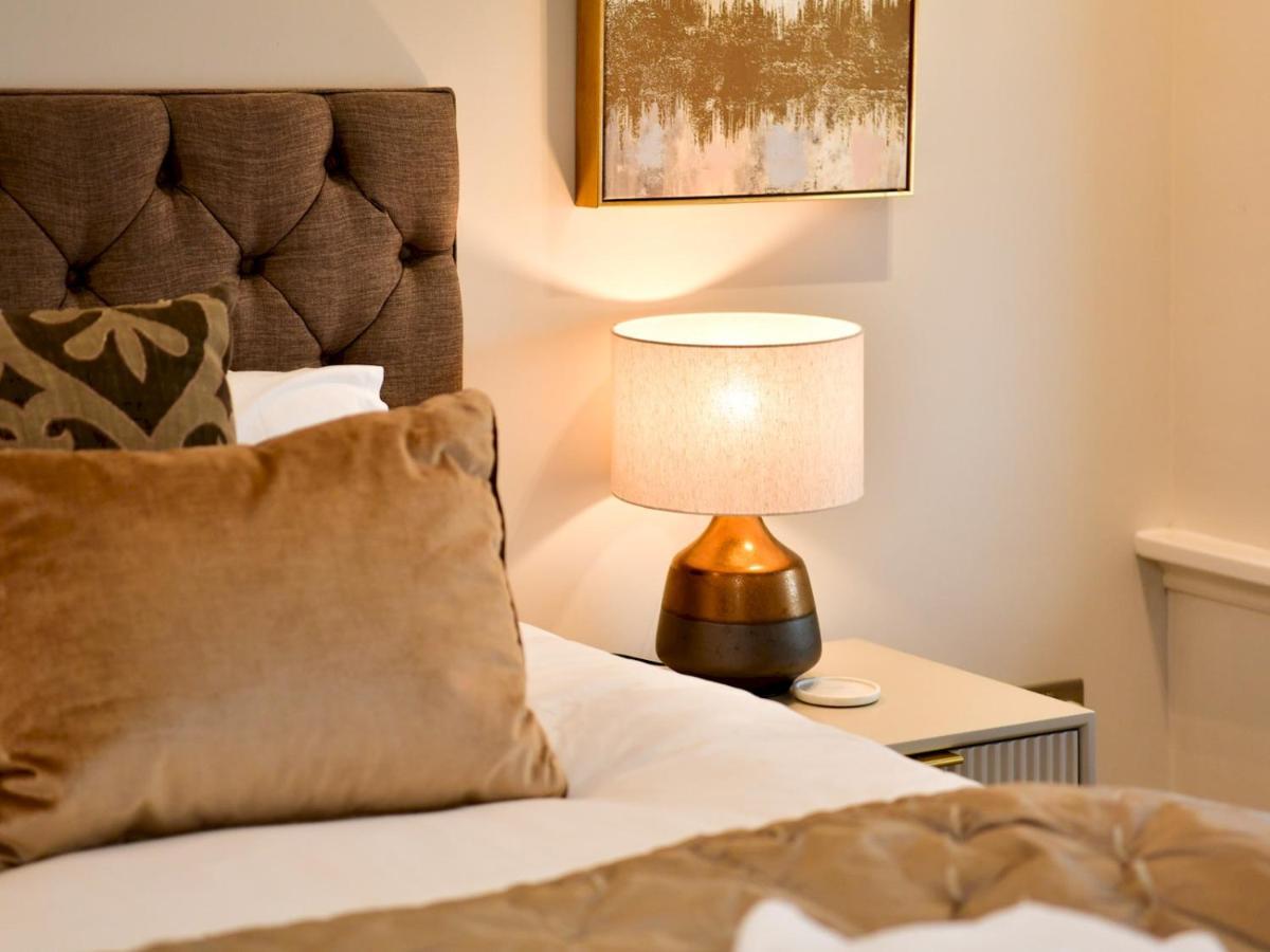 Pass The Keys Beautiful 2 Bed Apartment With Parking In The Bay 卡迪夫 外观 照片